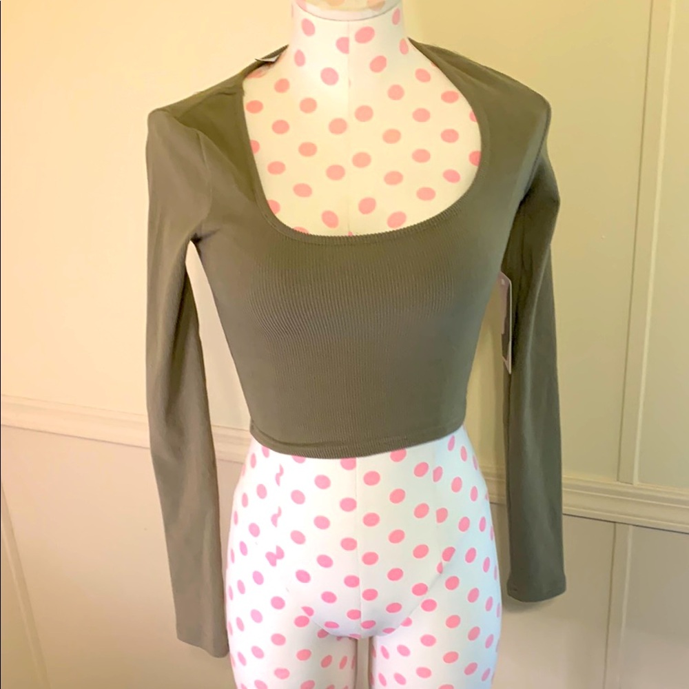 Love poem Olive Green Long Sleeve Crop Top Size S NEW Please see description